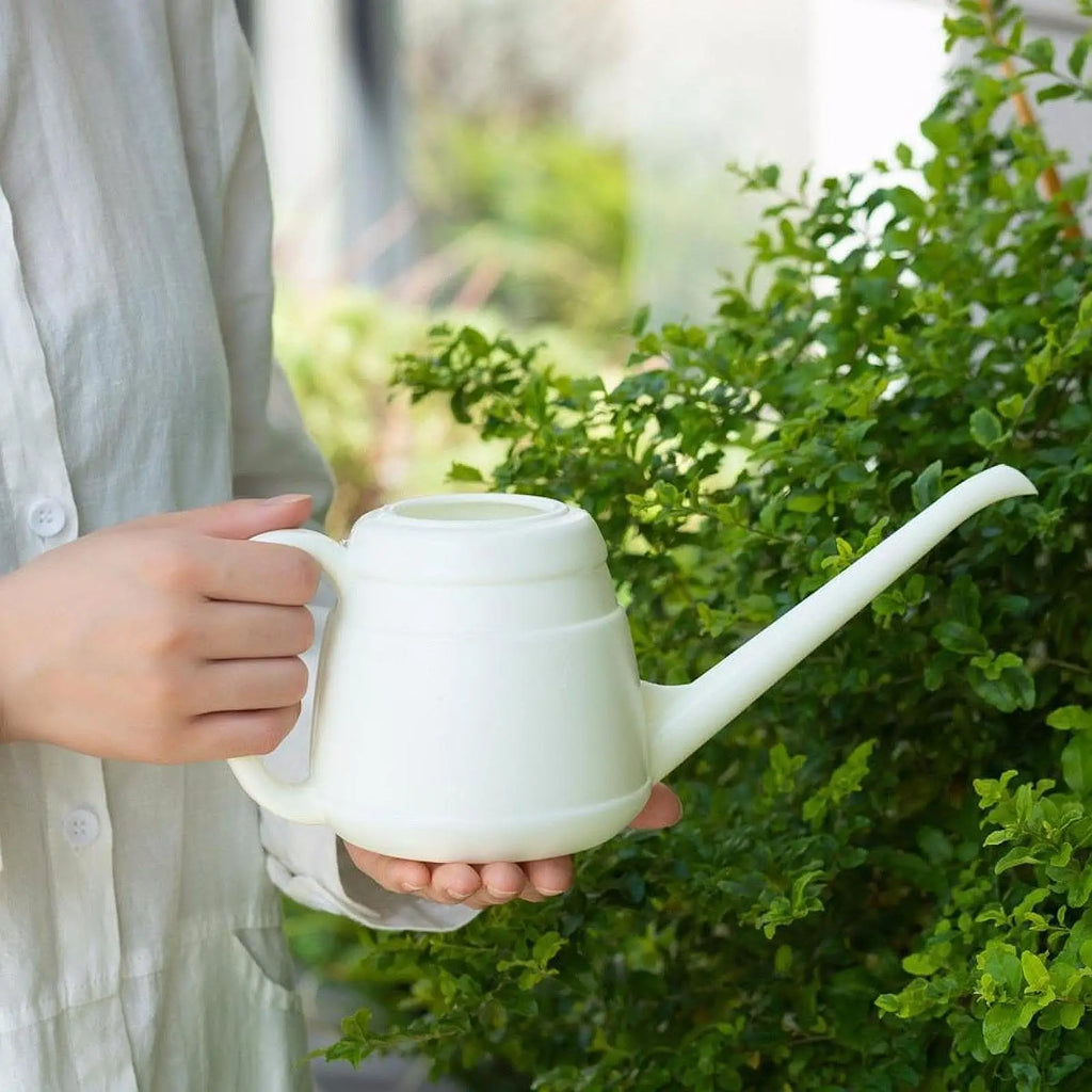Modern Watering Can Anti Slip Portable Handle Small Watering Can