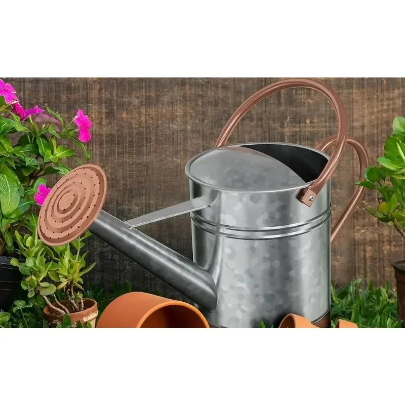 Outdoor plant 1-gallon watering pot - Metal outdoor plant watering pot